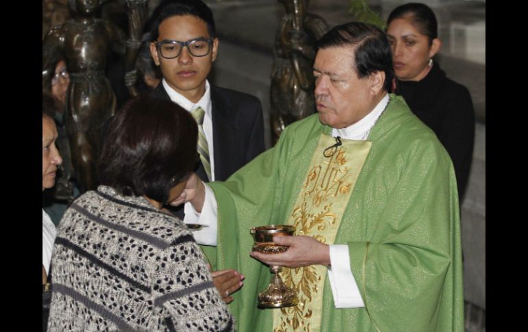 Durante la Homilía, en el marco del inicio de la temporada de Adviento, Norberto Rivera hizo un exhorto a caminar 'hacia la plenitud'. SUN / ARCHIVO