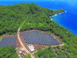 La isla volcánica de Ta’u donde SolarCity y Tesla implantaron una red eléctrica local basada en la energía solar. ESPECIAL /