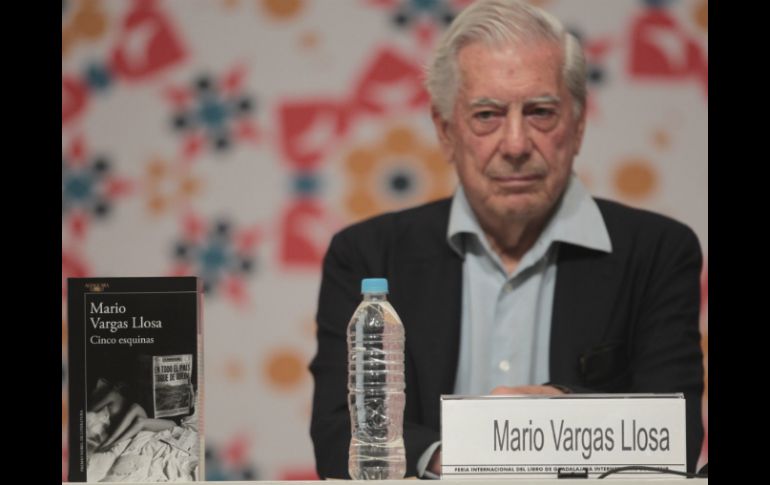 Mario Vargas Llosa transita los terrenos del erotismo heterosexual y homosexual en 'Cinco esquinas'. EL INFORMADOR / F. Atilano