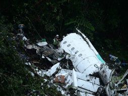 A través de Twitter, equipos como León, Chivas y Atlas han enviado sus mensajes lamentando el hecho donde murieron 76 personas. AFP / R. Arboleda