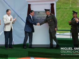 Osorio Chong inauguró las instalaciones del 70 Batallón de Infantería en Xicotepec. TWITTER / @osoriochong