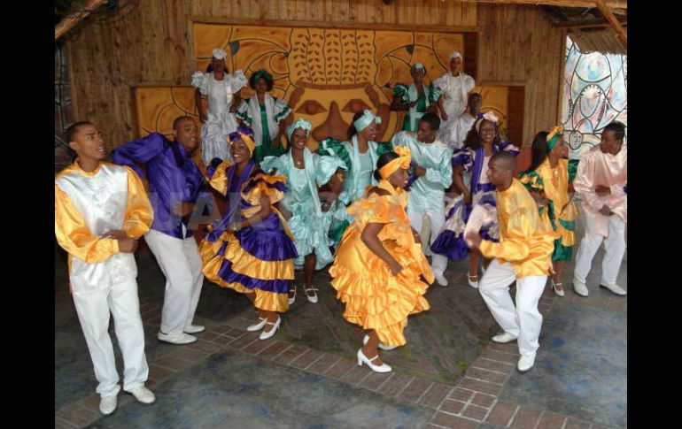 La rumba está vinculada a África, pero posee algunos elementos característicos de la cultura antillana y el flamenco español. ESPECIAL /