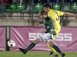 Se espera que los dos futbolistas mexicanos vuelvan a jugar en el partido de vuelta. EFE / I. Herrero