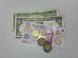 La moneda norteamericana se ofrece en un máximo de 20.95 pesos y se adquiere en un mínimo de 19.40 pesos. EL INFORMADOR / ARCHIVO