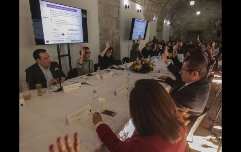 Presentación de los avances de la Alerta de violencia contra las mujeres. La sesión fue encabezada por Roberto López y Érika Loyo. EL INFORMADOR / F. Atilano