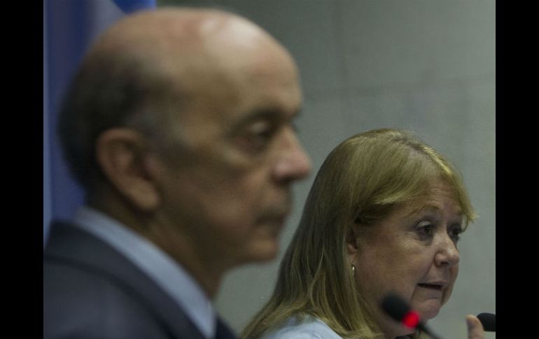 El Canciller de Brasil, José Serra, y la Canciller de Argentina, Susana Malcorra, en una conferencia de prensa. EFE / J. Alves