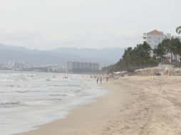 Afirman que los paseantes nacionales y extranjeros pueden visitar las playas mexicanas con seguridad. EL INFORMADOR / ARCHIVO