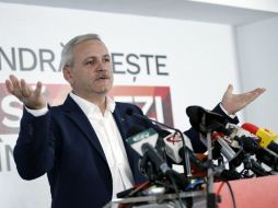 El líder socialdemócrata, Liviu Dragnea, no podrá ser designado primer ministro por haber sido condenado por fraude electoral. EFE / T. Ghement