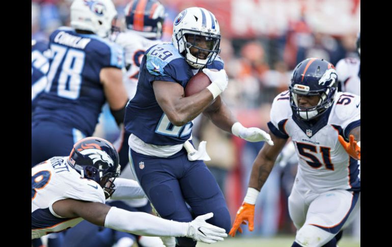 DeMarco Murray sumó 92 yardas por tierra y anotó un touchdown. AFP / W. Hitt