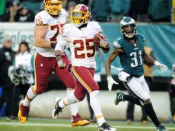 Una carrera de 25 yardas para touchdown de Chris Thompson a 1:54 minutos del final dio a  Washington la victoria. AFP / E. Habeeb