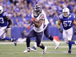 Lamar Miller anotó el único touchdown de Houston y la defensa de los Texanos frenó a Andrew Luck. AFP / A. Lyons