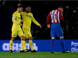 Jona (C) durante el partido de ayer. AFP / ARCHIVO