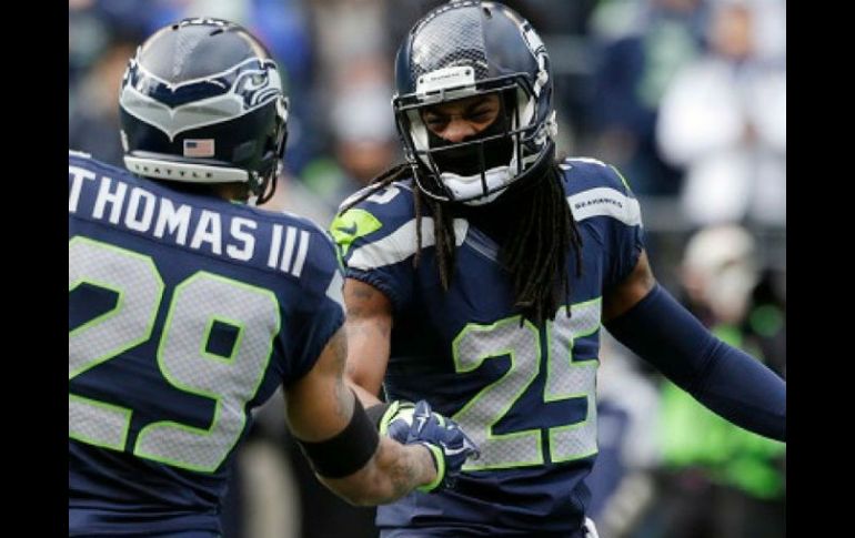 Sherman añadió que son los jugadores quienes reciben las críticas por el mal desempeño. TWITTER / @RSherman_25