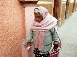 Grupos vulnerables como niños y personas de la tercera edad deben extremar cuidados ante el clima. NTX / ARCHIVO