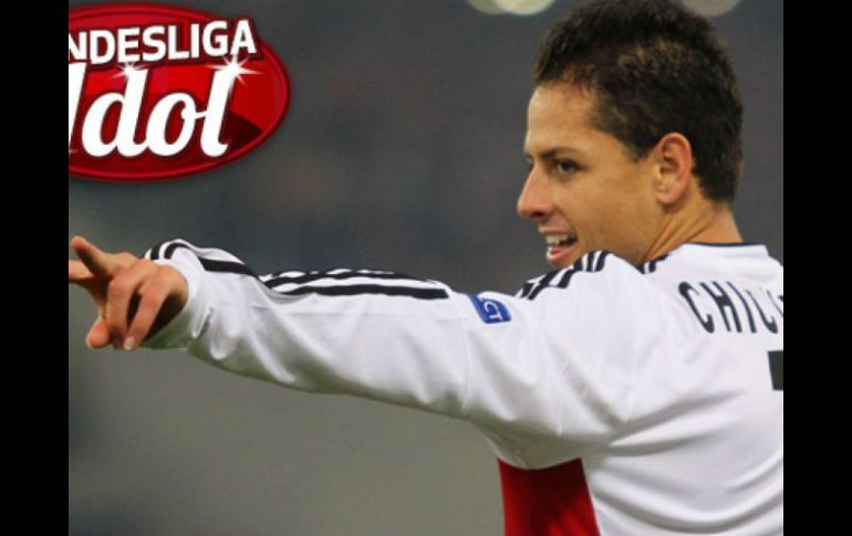 Javier 'Chicharito' Hernández ganó el mismo galardón el año pasado. ESPECIAL / www.bundesliga.com