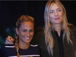 Sharapova (D) se medirá a la puertorriqueña Mónica Puig (I). EFE / T. Llorca