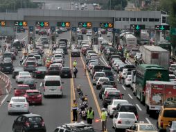 Los legisladores argumentan que prorrogar el aumento tendría un impacto considerable en la planeación de quienes viajan por tierra. NTX / ARCHIVO