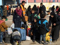 Más de cinco mil personas fueron evacuadas en la mañana del lunes, del último reducto rebelde en el este de Alepo asediado. AFP / B. Al-Halabi