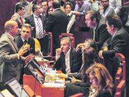 Congreso. Los diputados durante la sesión de presupuesto. EL INFORMADOR / F. Atilano