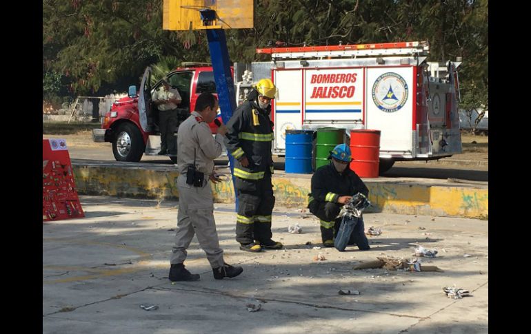 El uso de pirotecnia es una de las causas principales de heridas y accidentes durante estas fechas. TWITTER / @PCJalisco