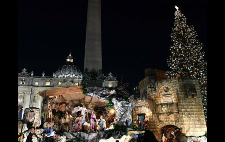 El pesebre monumental fue donado por el Gobierno de Malta que lanzó un concurso entre artistas locales. AFP / M. Drobnjakovic