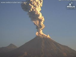 En caso de caída de ceniza es necesario atender algunas recomendaciones como cubrir boca y nariz. TWITTER / @webcamsdemexico