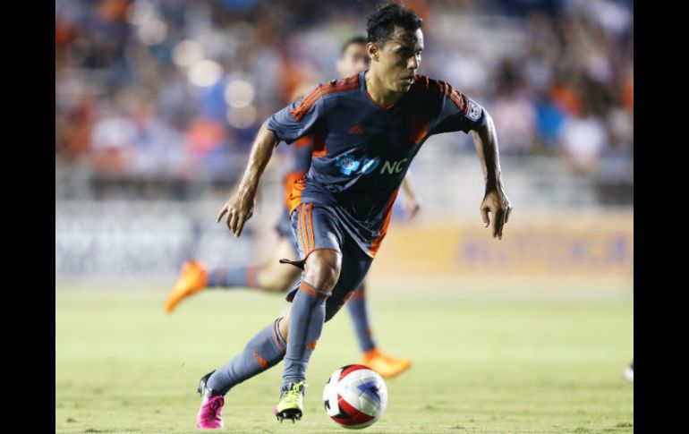 Omar Bravo tuvo una actuación discreta con el RailHawks. MEXSPORT / A. Mead