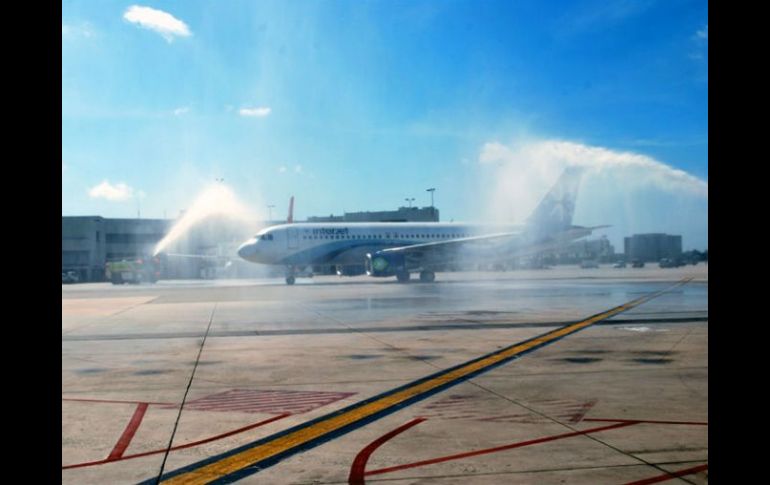 La empresa notificó que ha firmado convenios de colaboración con otras aerolíneas nacionales. NTX / ARCHIVO