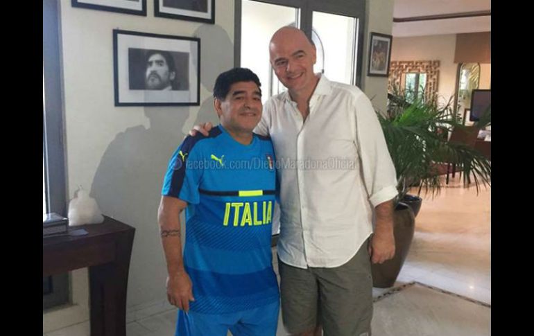 Maradona afirma que 'fue un placer' recibir al dirigente en su casa. FACEBOOK / @DiegoMaradonaOficial