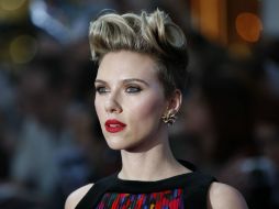 Scarlett Johansson superó a sus compañeros de elenco Chris Evans y Robert Downey Jr. AFP / ARCHIVO