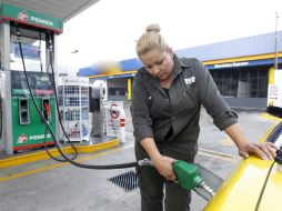 El alza en el precio de los combustibles en México está previsto para el 1 de enero del 2017. EL INFORMADOR / ARCHIVO