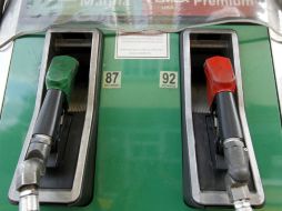 El volumen total registrado en permisos vigentes equivale a más de cuatro y seis veces la demanda real de combustibles del país. EL INFORMADOR / ARCHIVO