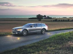 Volvo puso al día esta unidad para ofrecer una opción fresca en su segmento. ESPECIAL / Volvo