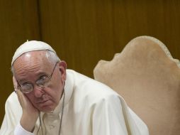 El Papa llama a los obispos a escuchar lo que acontece a su alrededor, tener un corazón sensible y abierto al dolor del prójimo. AP / ARCHIVO