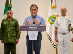 Yunes calificó el operativo como 'uno de los golpes más fuertes a la delincuencia sin un solo disparo'. TWITTER / @YoconYunes