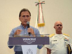 Durante su mensaje, Yunes Linares adelantó que se hará una revisión de cada carga de trabajo. SUN / P. Morales