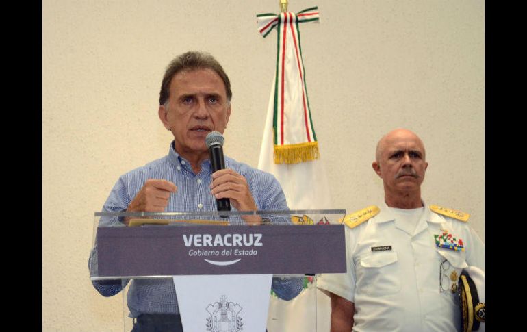 Durante su mensaje, Yunes Linares adelantó que se hará una revisión de cada carga de trabajo. SUN / P. Morales