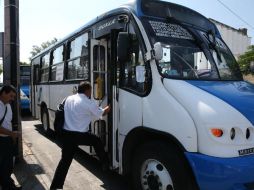 Algunos camioneros señalan que requieren una tarifa emergente de 'mínimo 10 pesos'. EL INFORMADOR / ARCHIVO