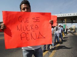 El Mandatario asegura que comprende el malestar generalizado por el incremento, pero pide comprensión. EFE / M. Guzmán