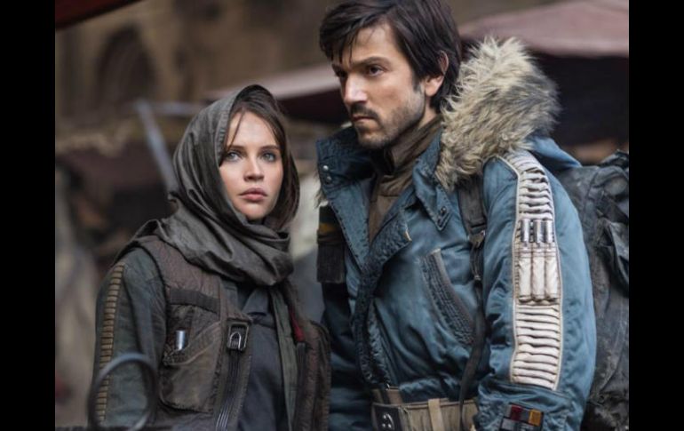 Diego Luna se dijo conmovido por la publicación. TWITTER / @starwars