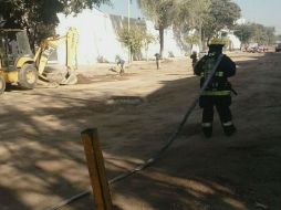 La fuga se debió a la perforación de un ducto de gas natural de la empresa Maxigas. ESPECIAL / PC y Bomberos Guadalajara