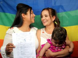 Se reconocen las uniones civiles de personas lesbianas, gays, bisexuales, transgénero, transexuales, travestis, e intersexuales. EL INFORMADOR / ARCHIVO