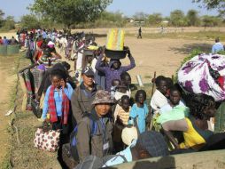 Hasta la fecha, unos siete mil sursudaneses han tenido que desplazarse por los combates cercanos. AP / ARCHIVO