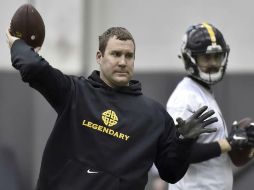 Ben Roethlisberger y Le´Veon Bell se reportan con problemas 'no relacionados con lesiones'. AP / M. Freed