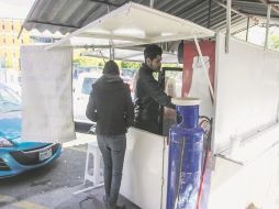 Economía. Al iniciar el año, el precio del gas LP también aumentó: el litro pasó de 7.07 pesos a 8.34 en la Zona Metropolitana. EL INFORMADOR / E. Barrera