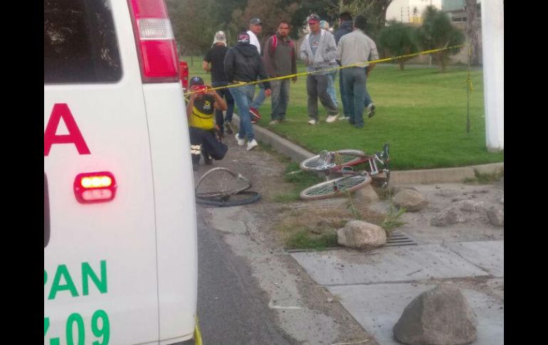 Se solicitó la presencia del Servicio Médico Forense en el lugar del accidente. ESPECIAL /