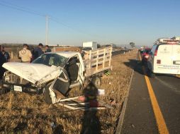 El accidente ocurrió en el kilómetro 133 de la carretera a San Juan de los Lagos. ESPECIAL / Protección Civil Jalisco