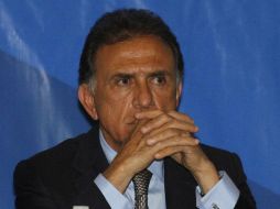 Yunes Linares también informó que los medicamentos falsos fueron comprados a sobreprecio. SUN / I. Olivares