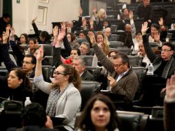 En las próximas horas, los legisladores darán una última revisión del dictamen antes de aprobarlo en su totalidad. SUN / B. Fregoso