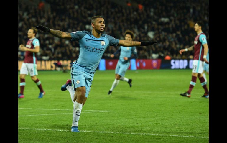 El brasileño Gabriel Jesus se estrenó como anotador para el Manchester City. AFP / G. Kirk